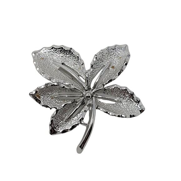 Vintage Signed Sarah Coventry Silver Tone Clover Brooch Pin Pendant Etched Gift - Picture 6 of 7